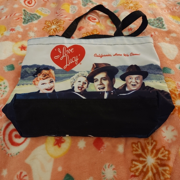 I Love Lucy Tote Bag with Cosmetic Bag "CALIFORNIA HERE WE COME" Main Cast - Picture 7 of 11
